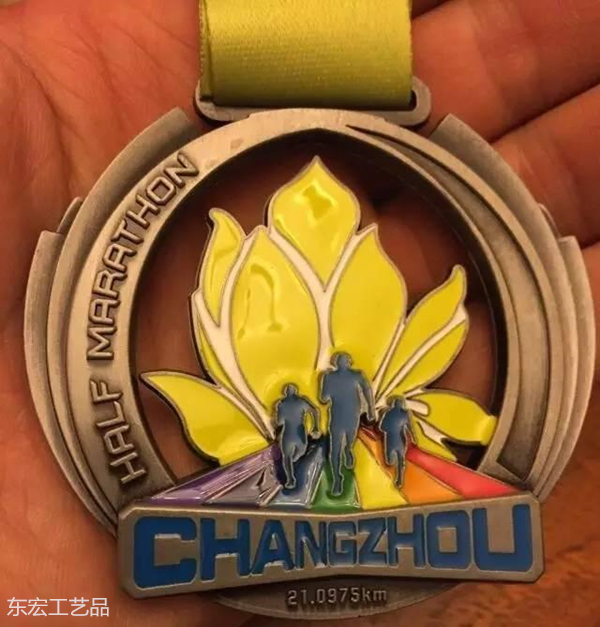 西太湖(hú)半程馬拉松獎牌